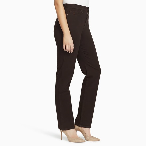 Gloria Vanderbilt Women's Amanda Classic Tapered Jean - Picture 3 of 12